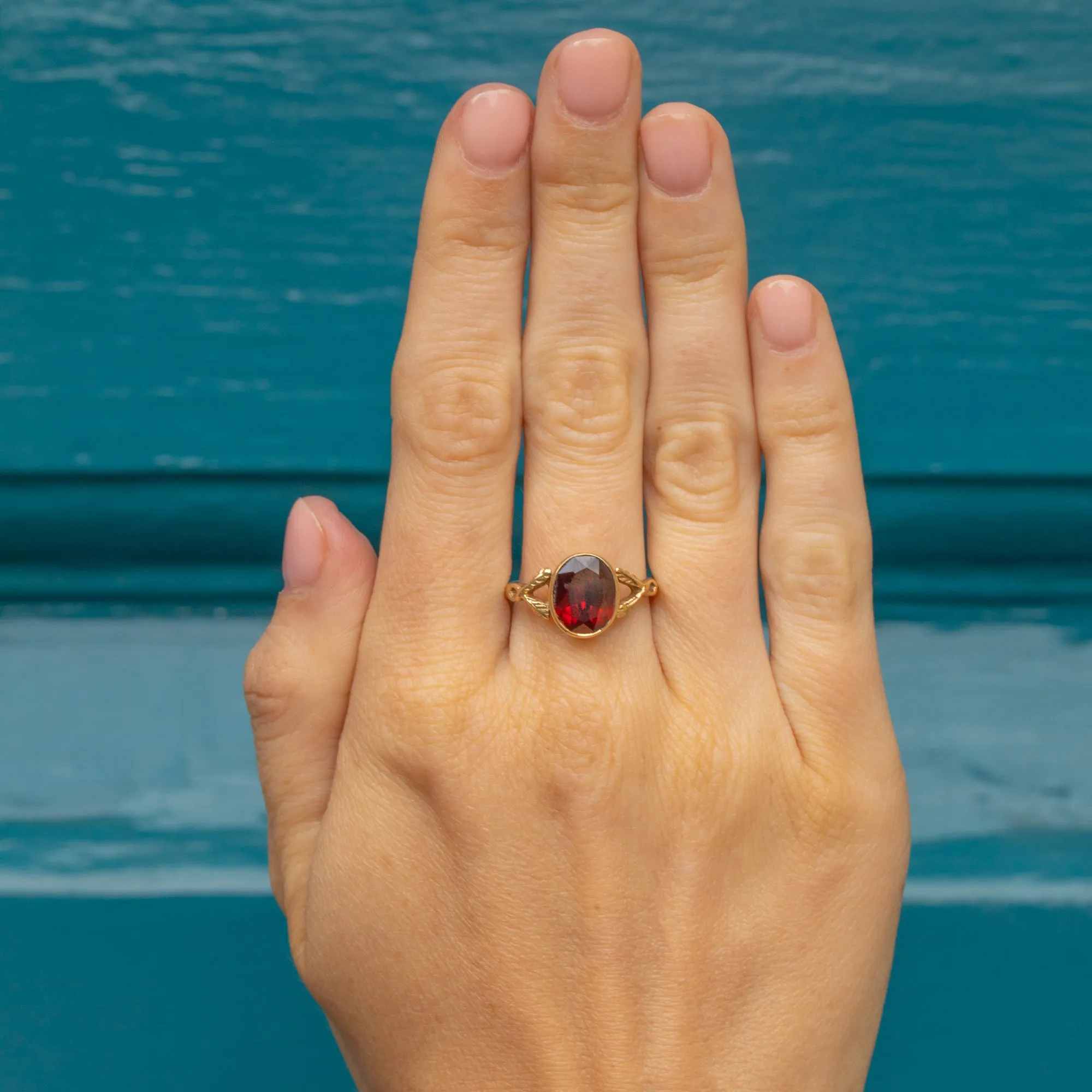 9ct Gold Garnet Solitaire Ring, 2.12ct