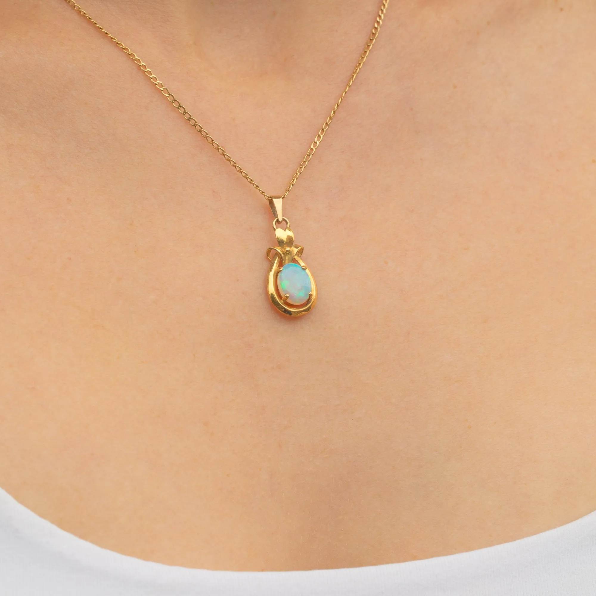 9ct Gold Natural Solid Opal Pendant, 0.70ct