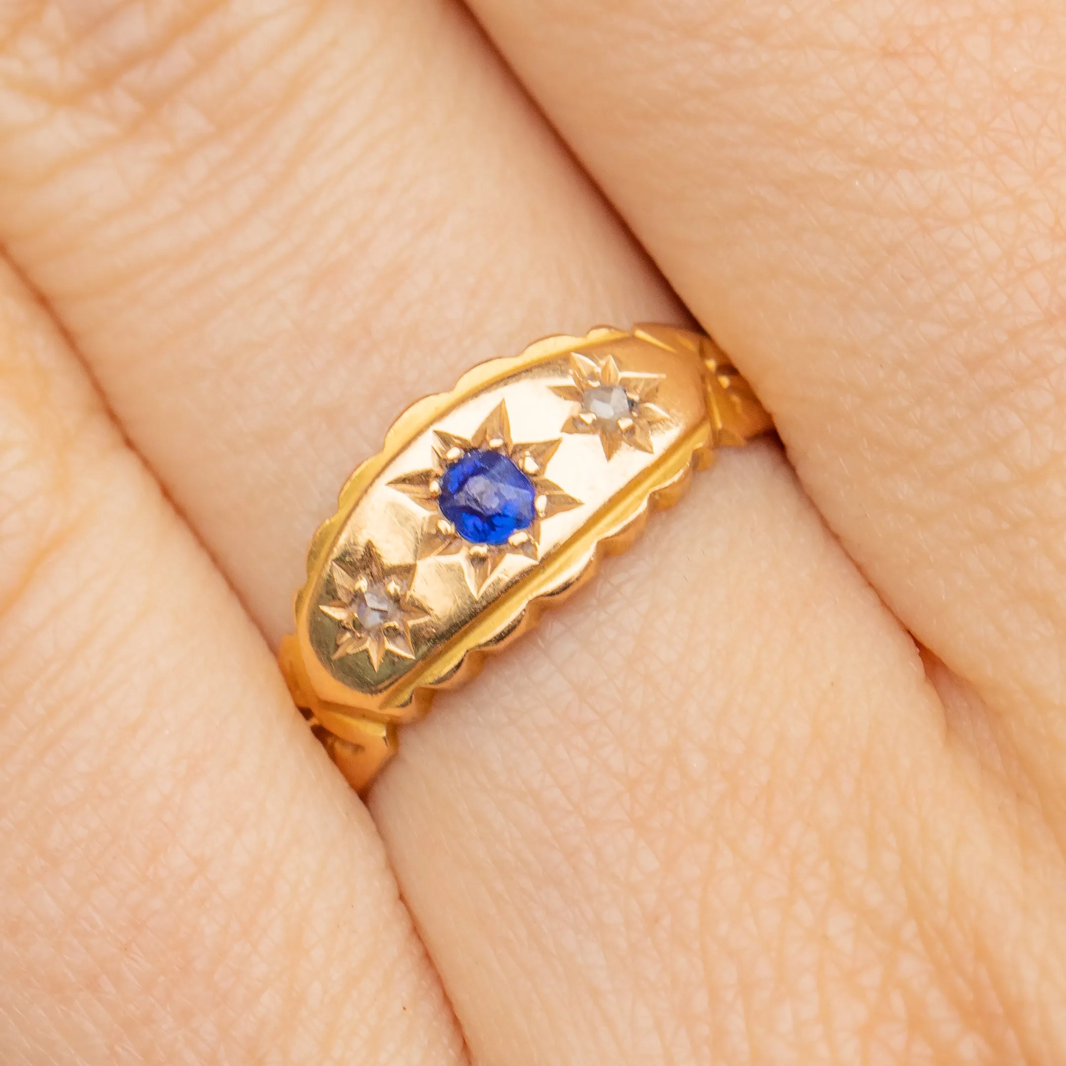 Antique 18ct Gold Sapphire Diamond Star-Set Gypsy Ring