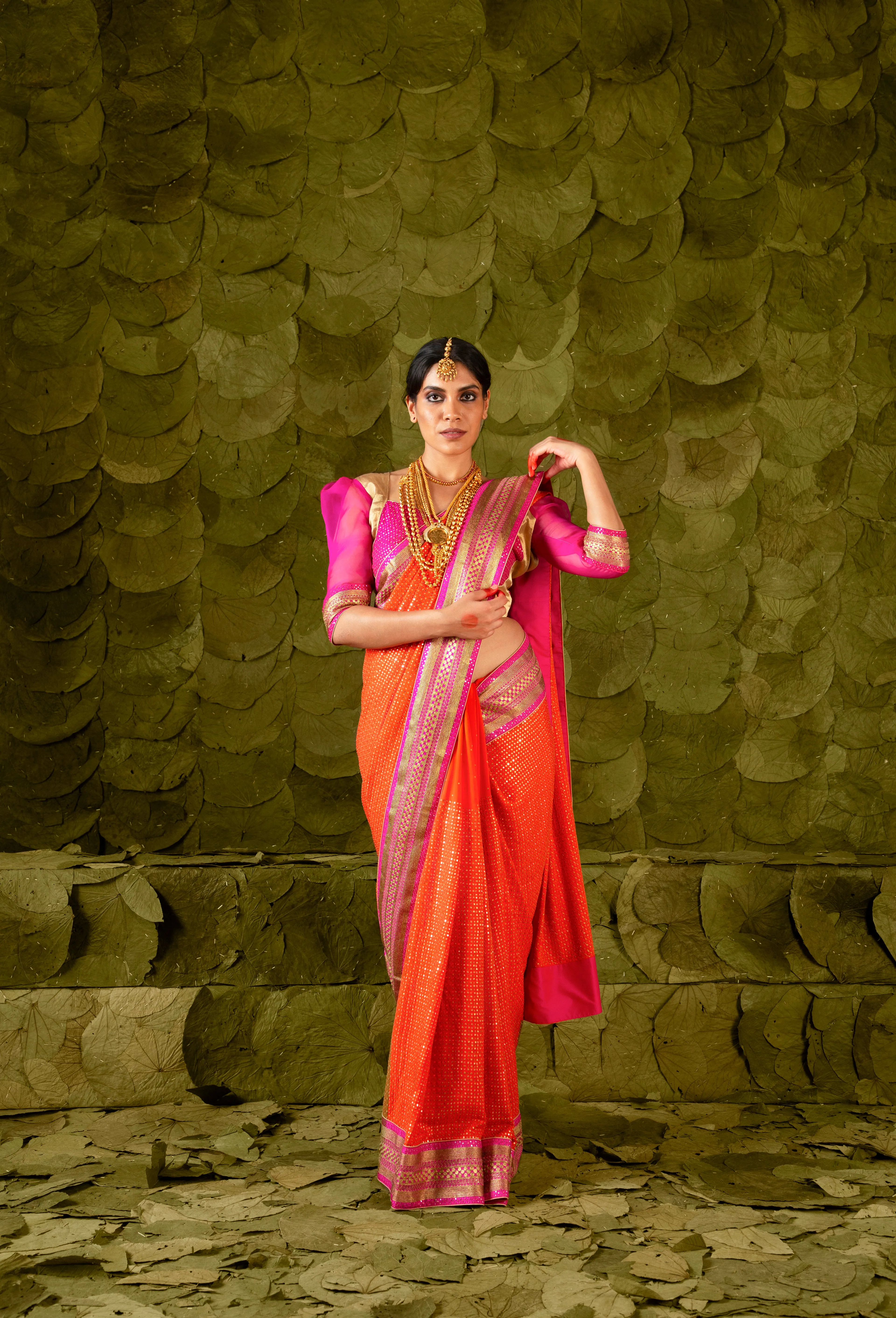 Heṇṇu (ಹೆಣ್ಣು) Saree in Signal Orange and Shocking Pink