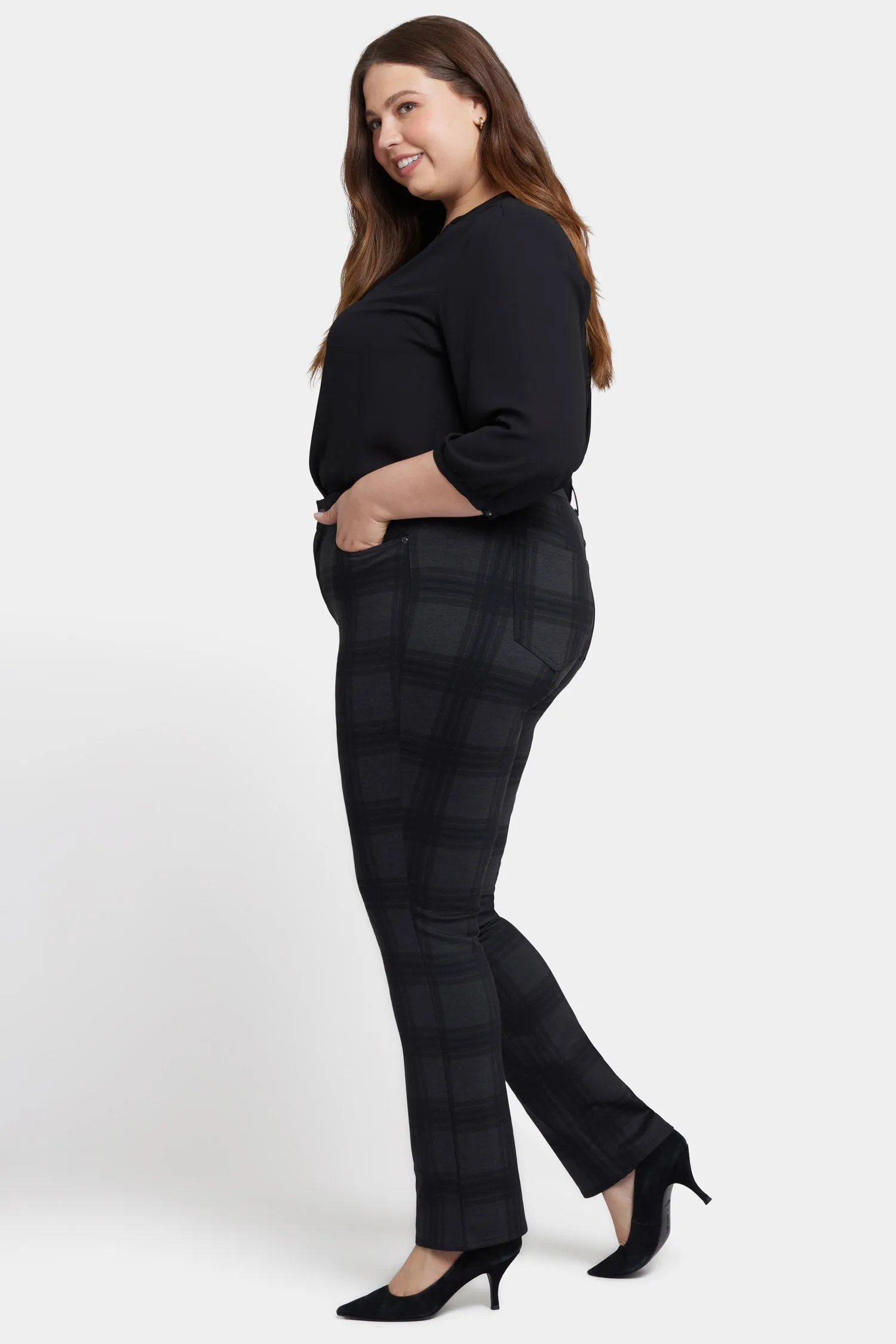 Marilyn Straight Pants In Plus Size - Piedmont Plaid