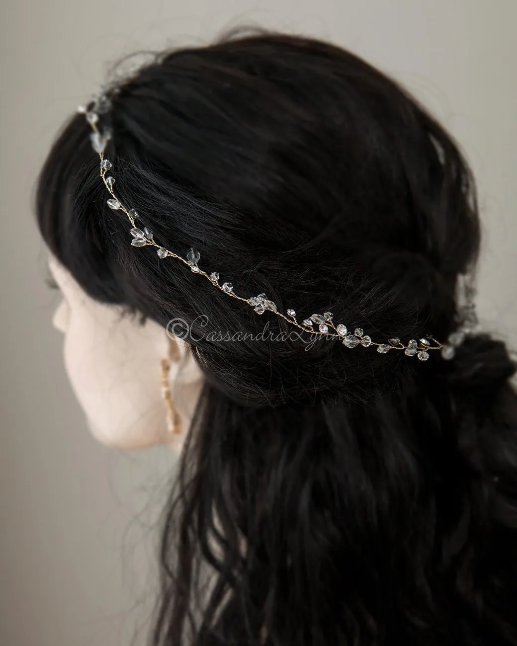 Minimalist Crystal Wedding Hair Vine in Gold