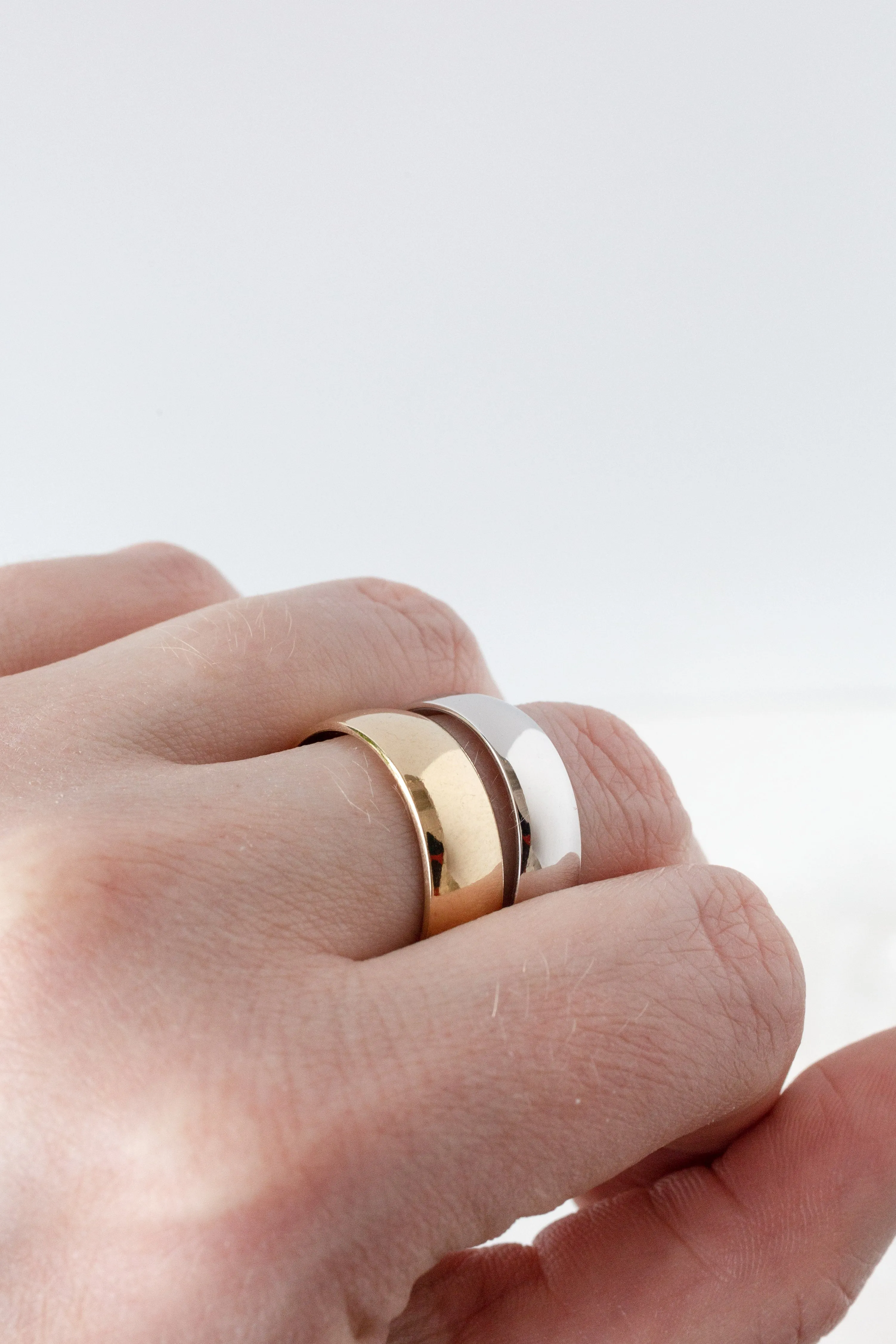 Minimalist Half Round Band